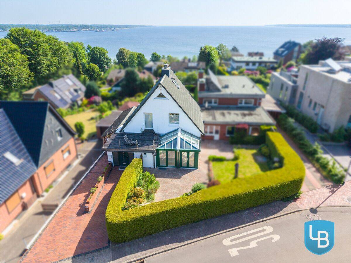 Thumbnail-Bestlage trifft Aussicht! Einfamilienhaus mit Blick auf die Eckernförder Bucht