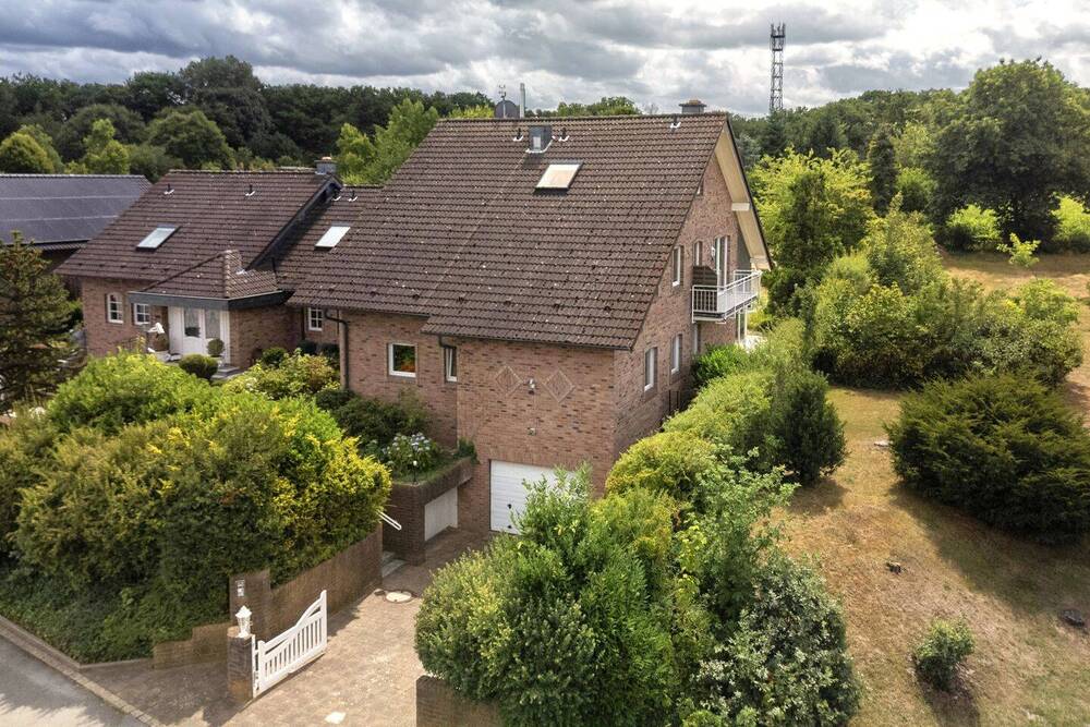 Außenansicht Straßenseite