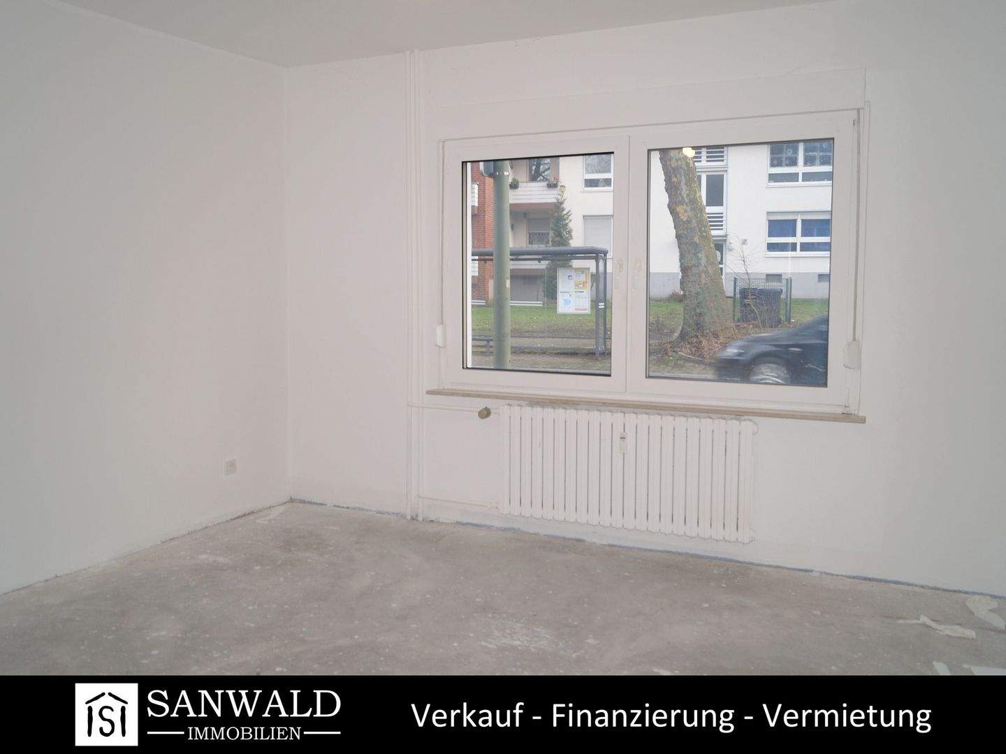 Thumbnail-2,5 Zimmer Erdgeschosswohnung mit Balkon