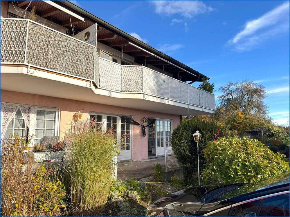 Thumbnail-BEZUGSFREIE 3,5-Zi.-ETW in Hegne m. Blick auf Untersee u. Reichenau, 2 x Terrassen, 2 x Bäder!