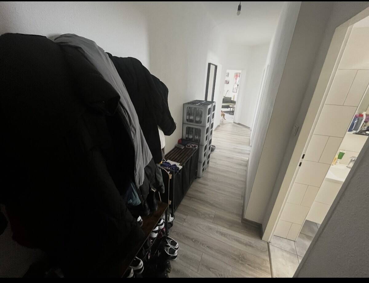 Thumbnail-3-ZKB-Wohnung mit Einbauküche und zwei Balkonen