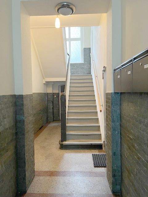 Thumbnail-Wohnhaus aus der Jahrhundertwende mit Altbaucharme - mitten in Eller!