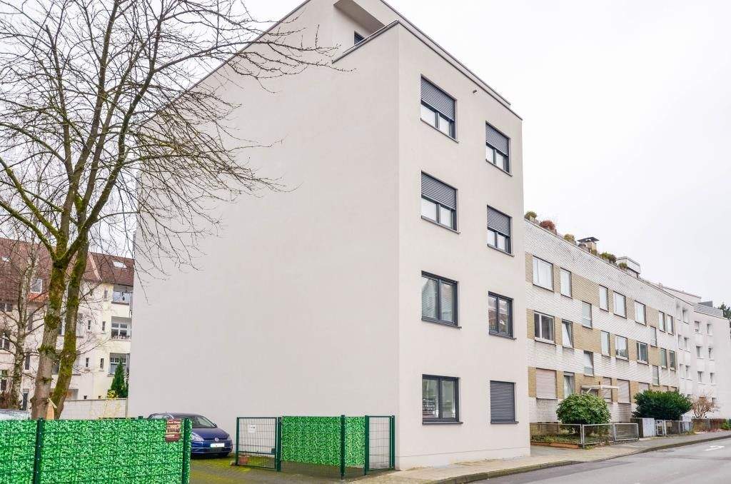 Thumbnail-Erdgeschoss-Neubauwohnung * 4 Zimmer * 2 Bäder * Stellplatz * Loggia