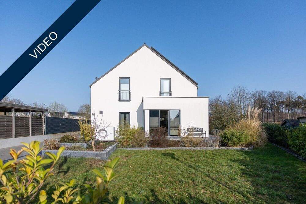 Thumbnail-Exklusives Zuhause mit Pool und viel Platz