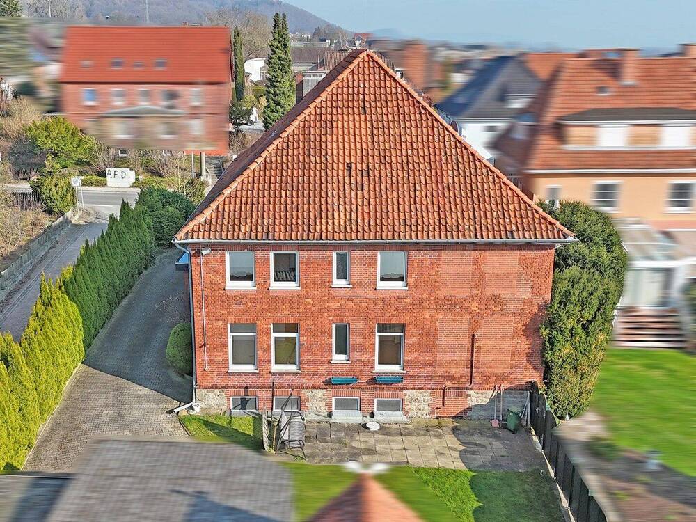 Thumbnail-Mehrfamilienhaus mit fünf Wohneinheiten und attraktivem Modernisierungspotenzial!