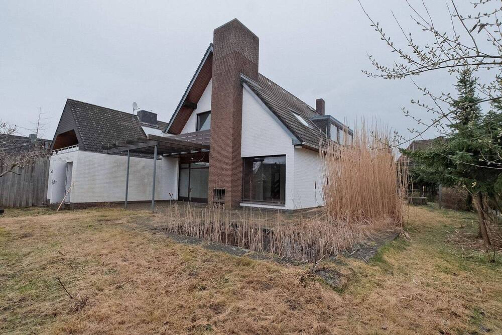 Thumbnail-Großzügiges Einfamilienhaus auf einem schönen Grundstück