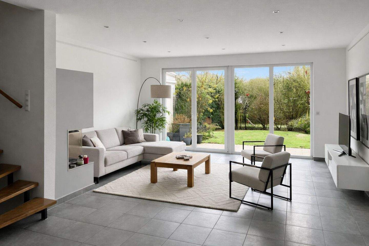 Thumbnail-Familienfreundliche Doppelhaushälfte mit Garage und Dachterrasse