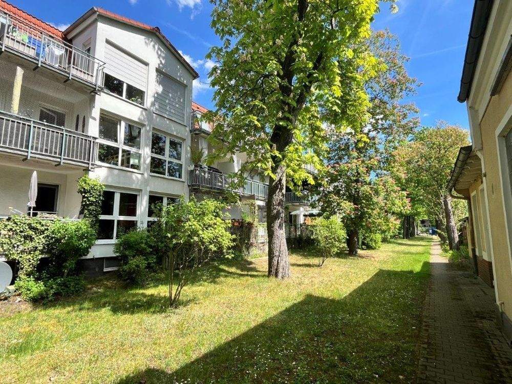 Thumbnail--- vermietetes -- helles Dachgeschoss auf Erbpachtgrundstück in Spandau