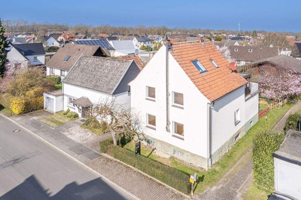 Thumbnail-Attraktives Doppelangebot: Zwei Häuser im ländlichen Umfeld