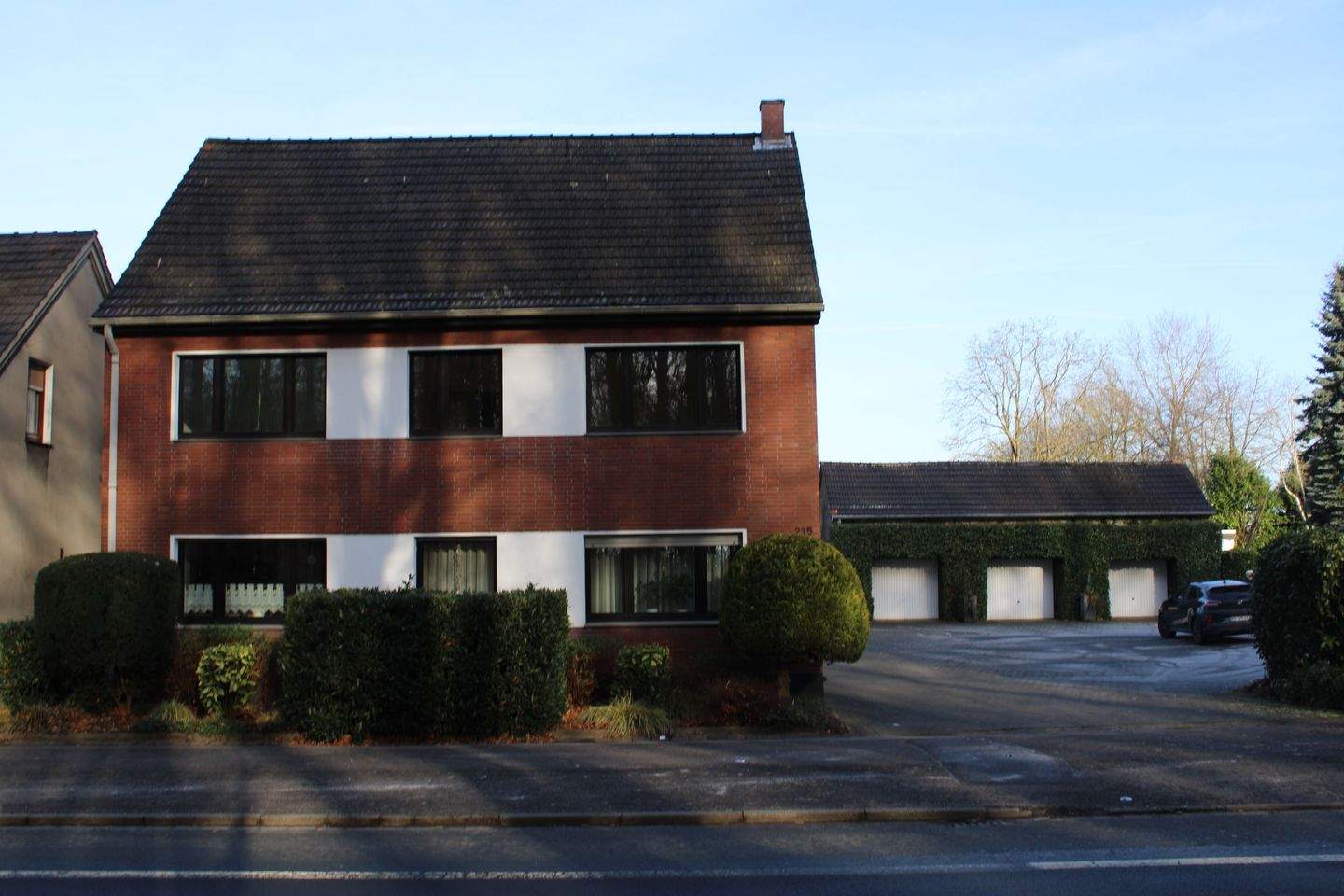 Thumbnail-Gemütliche Etagenwohnung mit Garten in einem Dreifamilienhaus