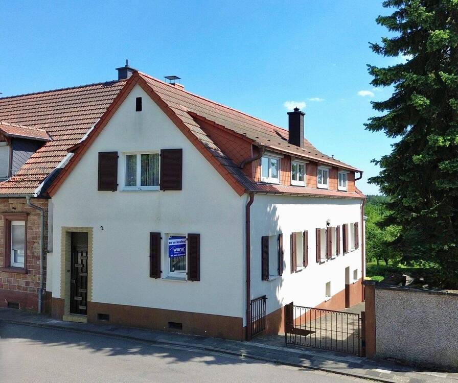 Thumbnail-KL-Dansenberg - Ein-Zweifamilienhaus mit attraktivem Grundstück in schöner Südlage