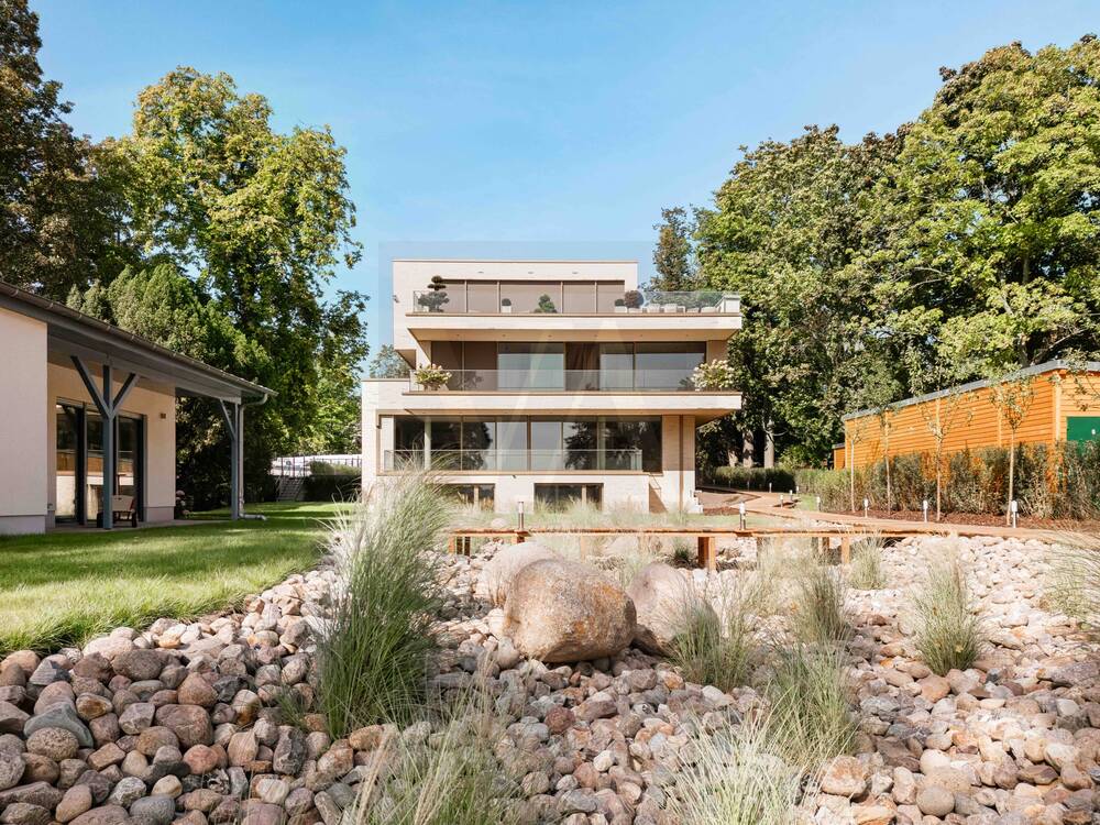 Thumbnail-In absolut erster Wasserlinie Designer Wohnungen Am Großen Wannsee auf privatem Parkgrundstück
