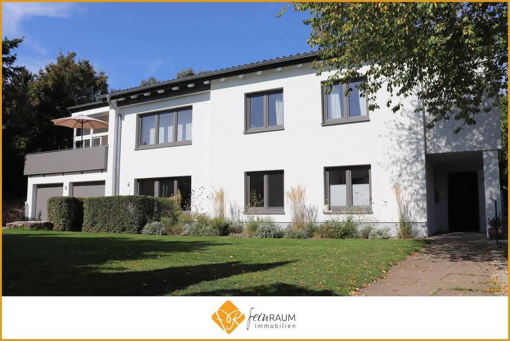 Thumbnail-Exklusives und saniertes Einfamilienhaus mit Einliegerwohnung