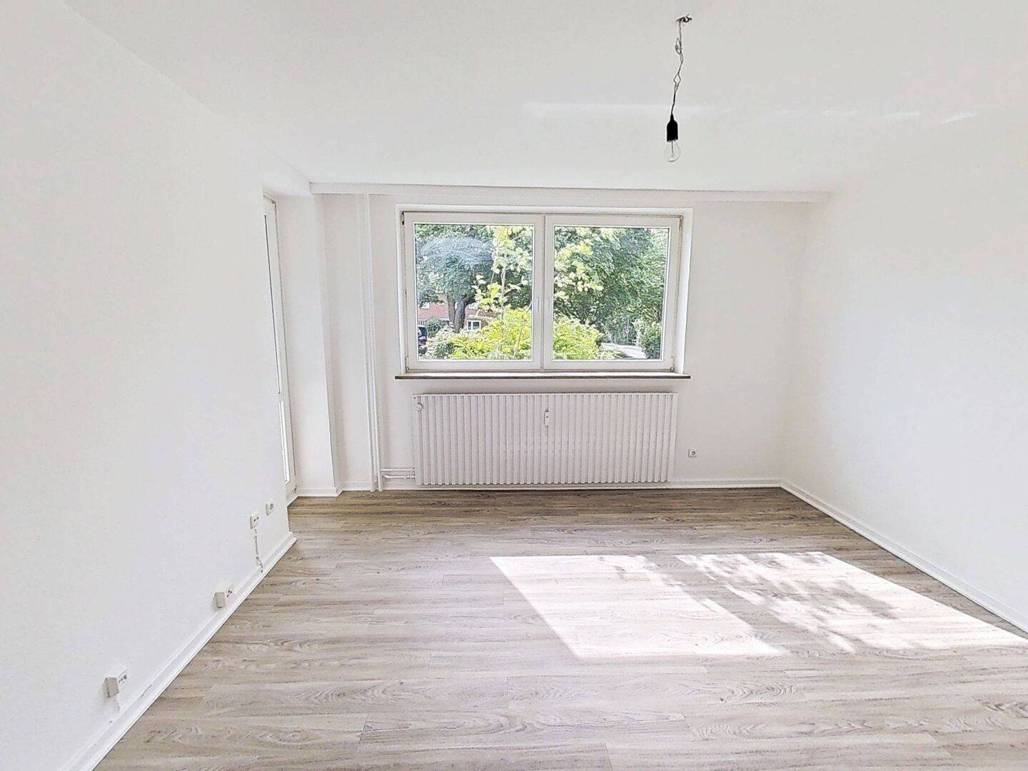 Thumbnail-Moderne 2-Zimmer-Wohnung mit TERRASSE und EBK