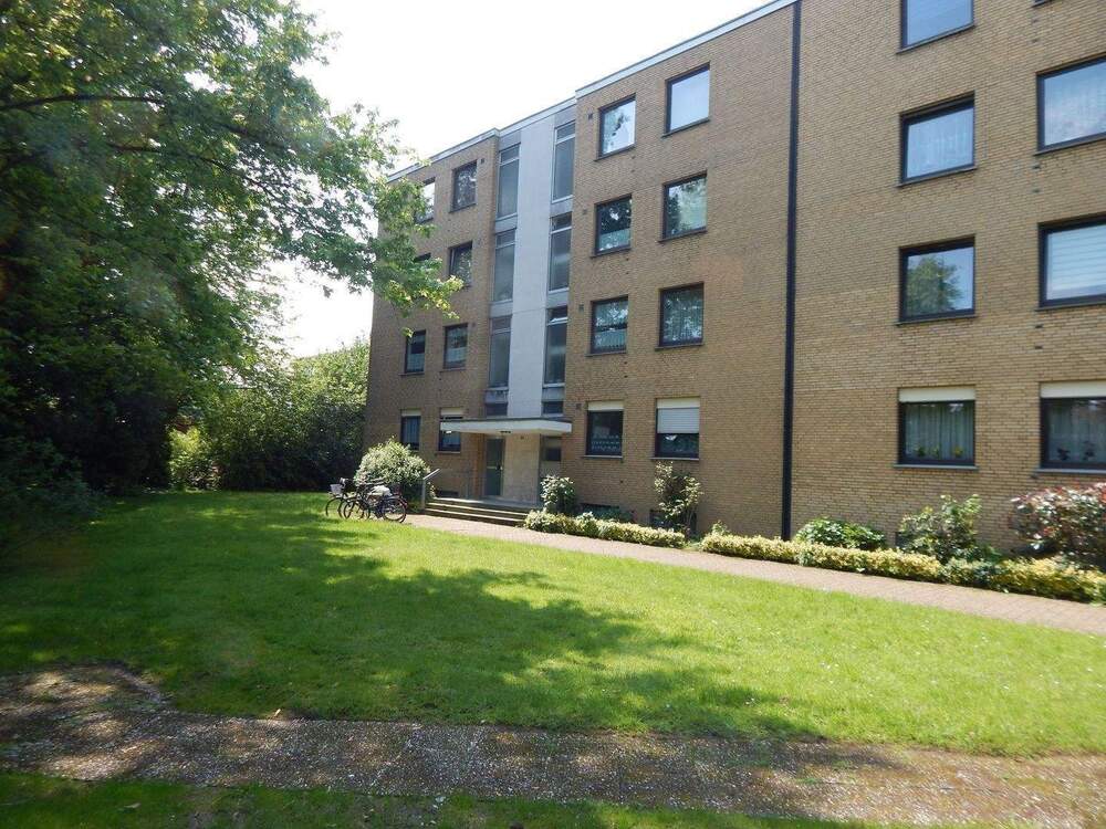 Thumbnail-Moderne, renovierte zwei-Zimmer Wohnung mit Balkon in Kamp-Lintfort