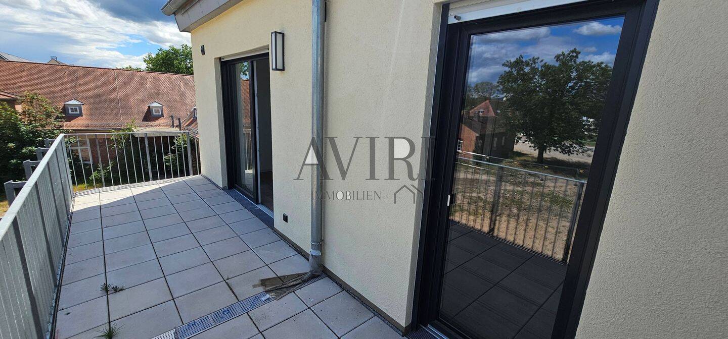 Thumbnail-schönes 2-Zimmer-Apartment mit großer Terrasse über´s Eck - Bereit für Ihren Erstbezug!