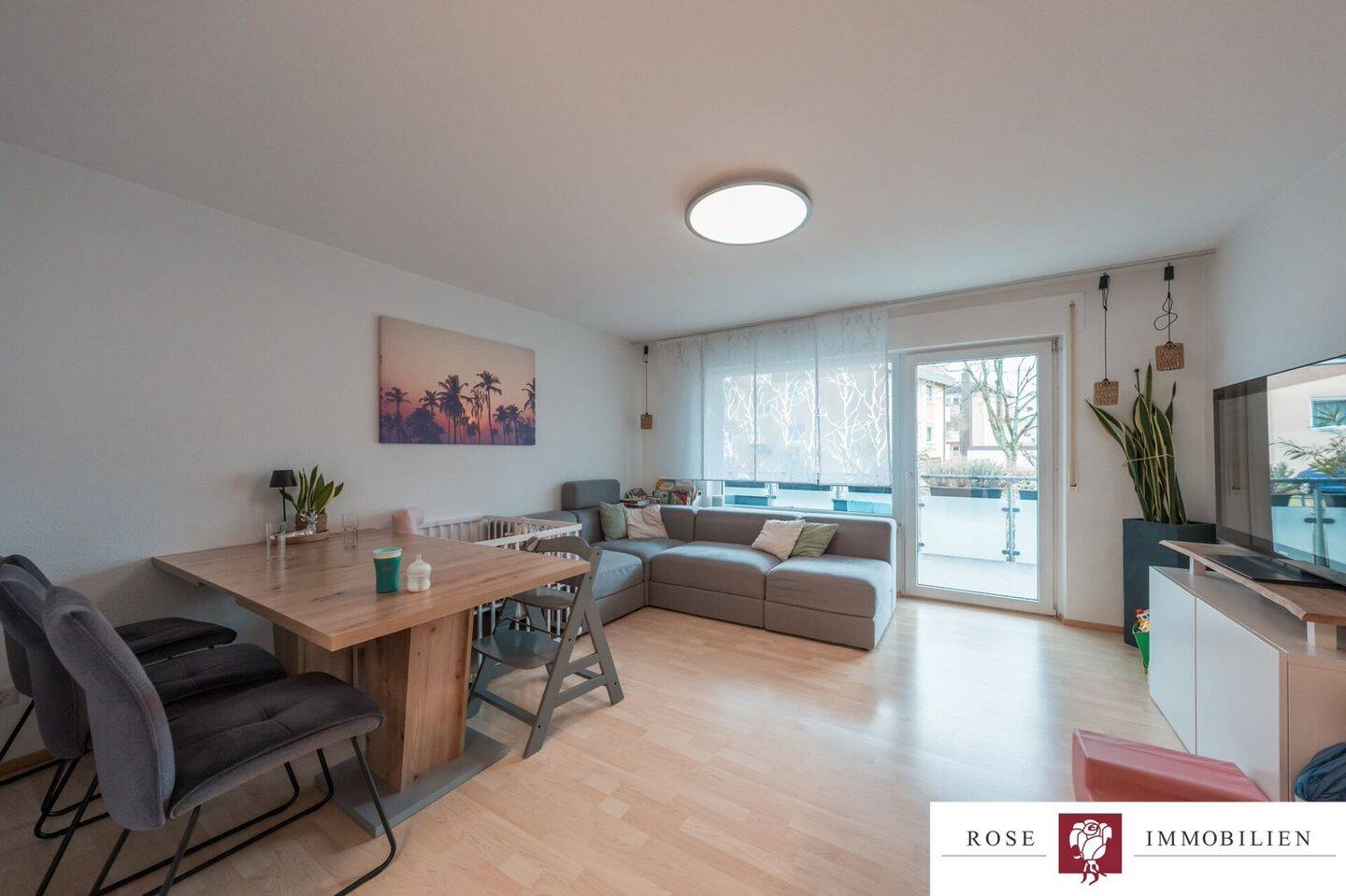 Thumbnail-Moderne und gepflegte Erdgeschosswohnung mit großem Süd-Balkon und Stellplatz