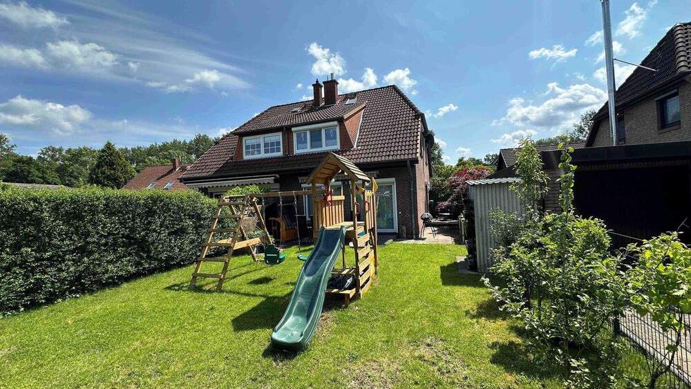 Thumbnail-Modernisierte Doppelhaushälfte mit Carport in familienfreundlicher Wohnlage von Uetersen