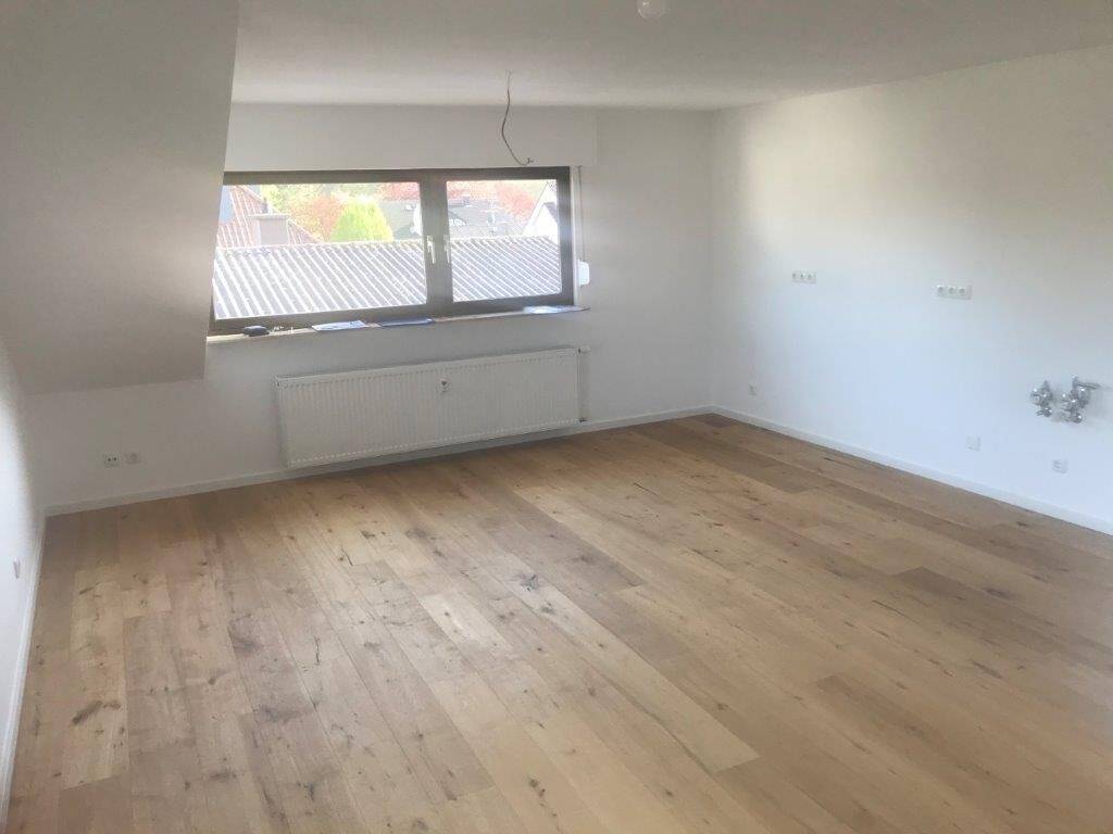 Thumbnail-Bad Nauheim: Neu Renovierte Wohnung mit großem Balkon am Frauenwald zu vermieten