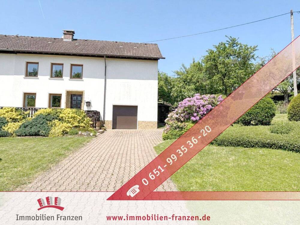 Thumbnail-Gepflegte Doppelhaushälfte mit Terrasse, schönem Garten, Keller, großer Garage und viel Stauraum