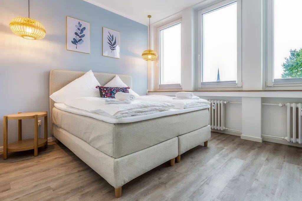 Thumbnail-Golden Times Suite Apartment