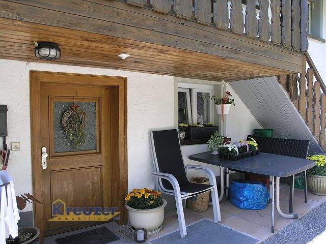 Thumbnail-Zwei in Einer ! Interessante 6 Zi.-Wohnung im ehemaligen Zollhaus in RV-Süd !