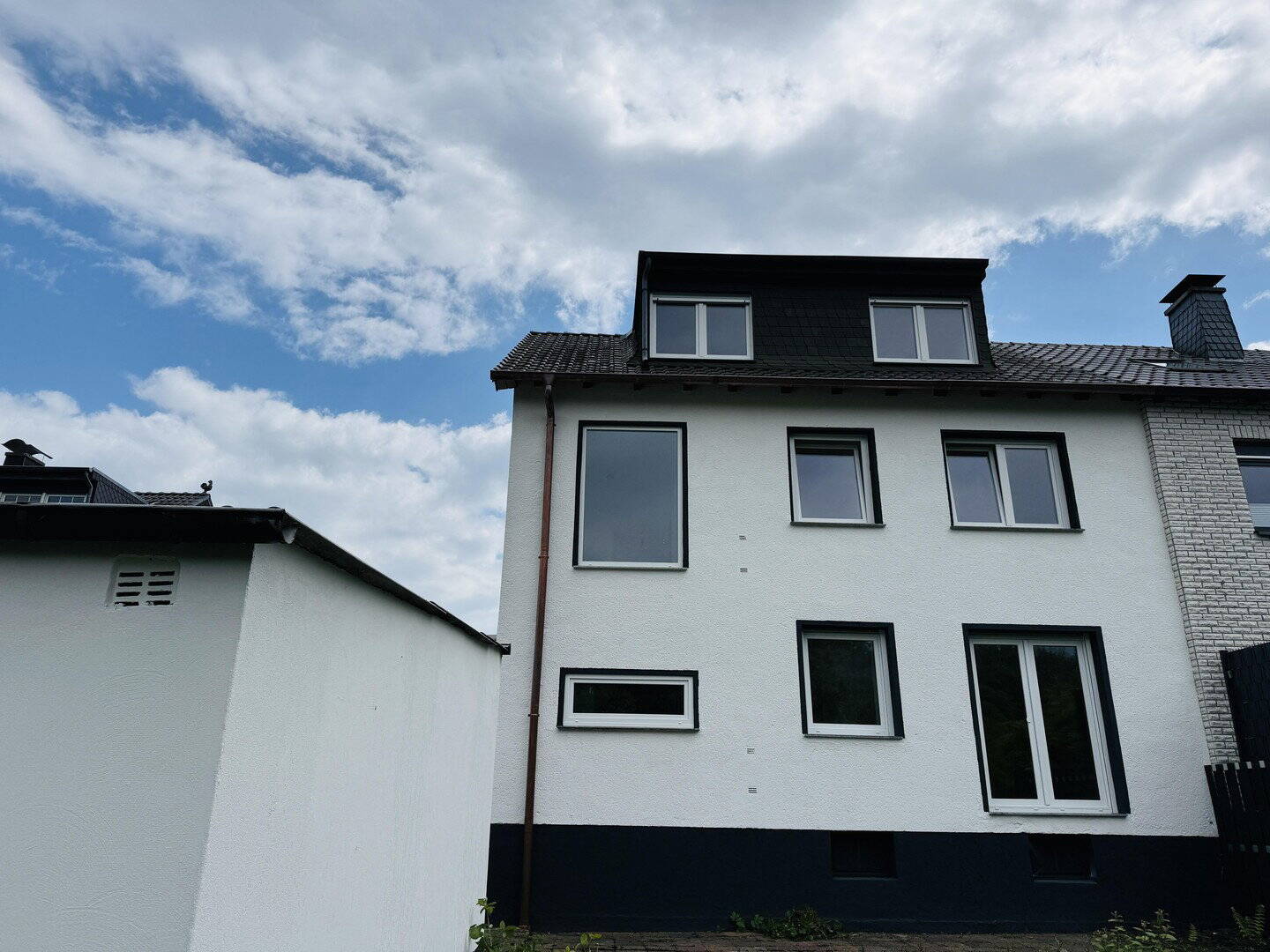 Thumbnail-Familienhaus in Lünen-Wethmar - flexibel als Ein-, Zwei- oder Dreifamilienhaus
