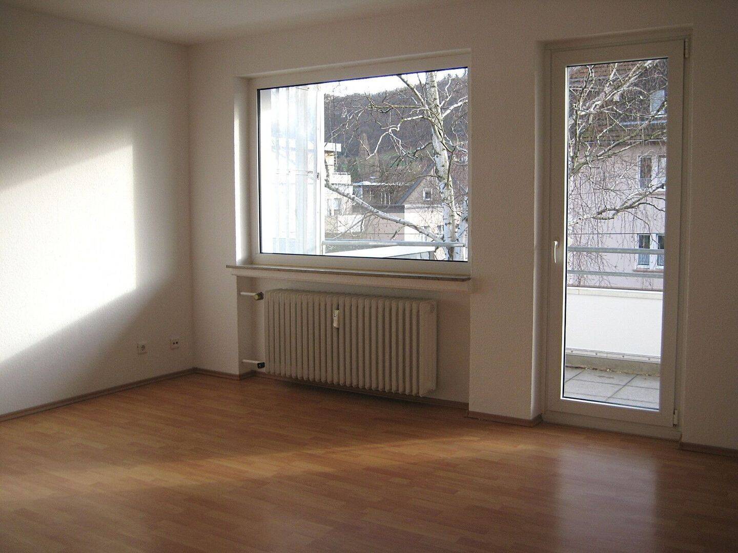 Thumbnail-Schöne 4- Zimmer-Wohnung mit Balkon