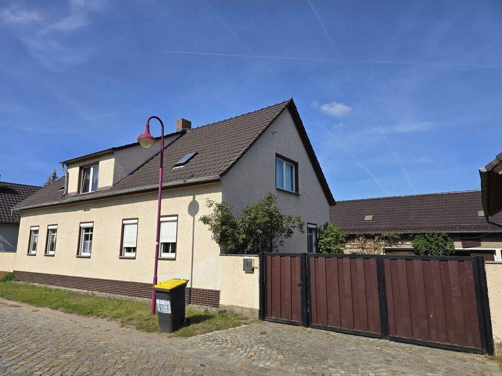 Thumbnail-Historischer Vierseitenhof mit großem Entwicklungspotenzial in Heinersbrück