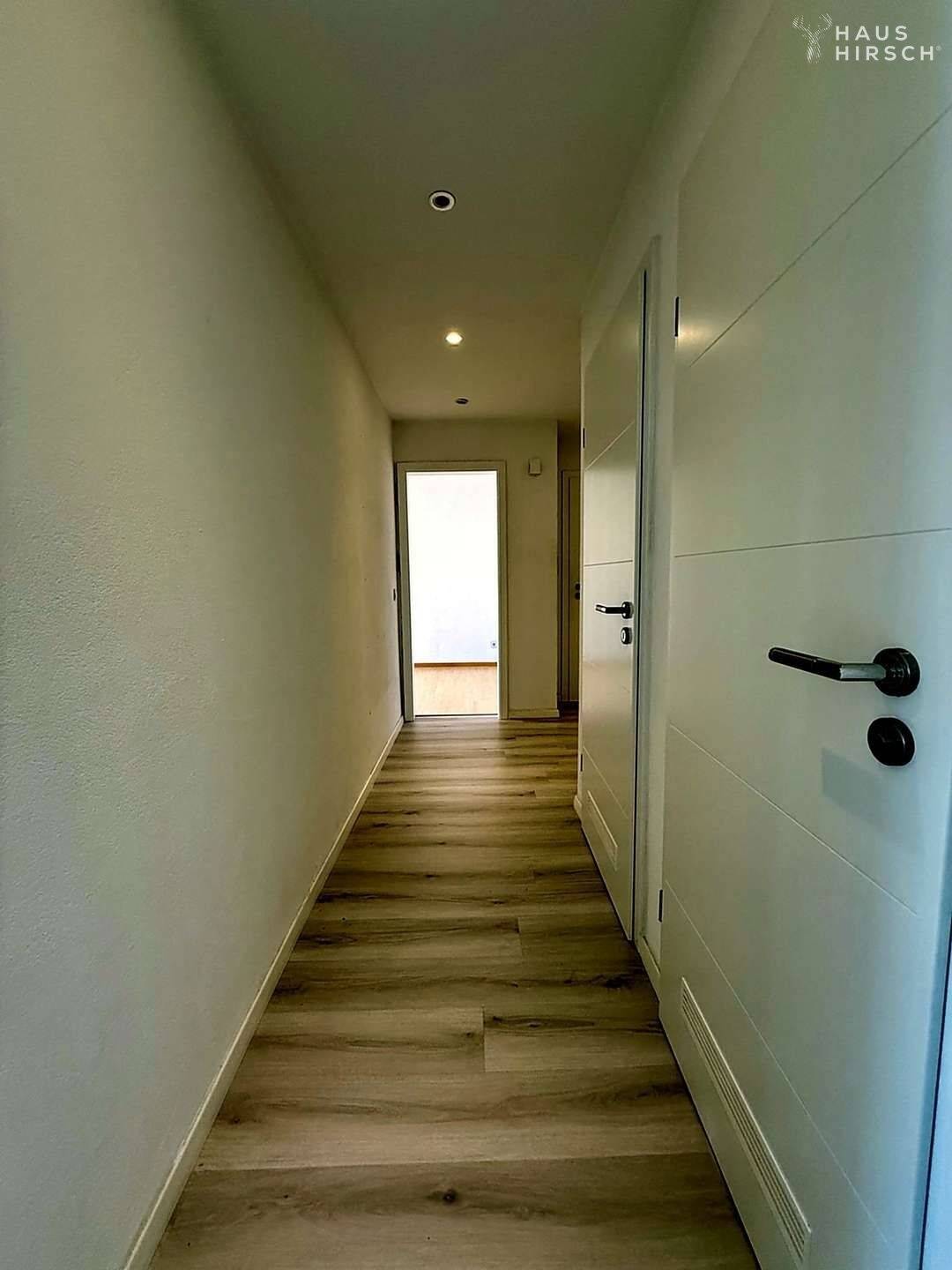 Thumbnail-Sanierte 4-Zimmer-Wohnung mit Weitsicht ins Grüne