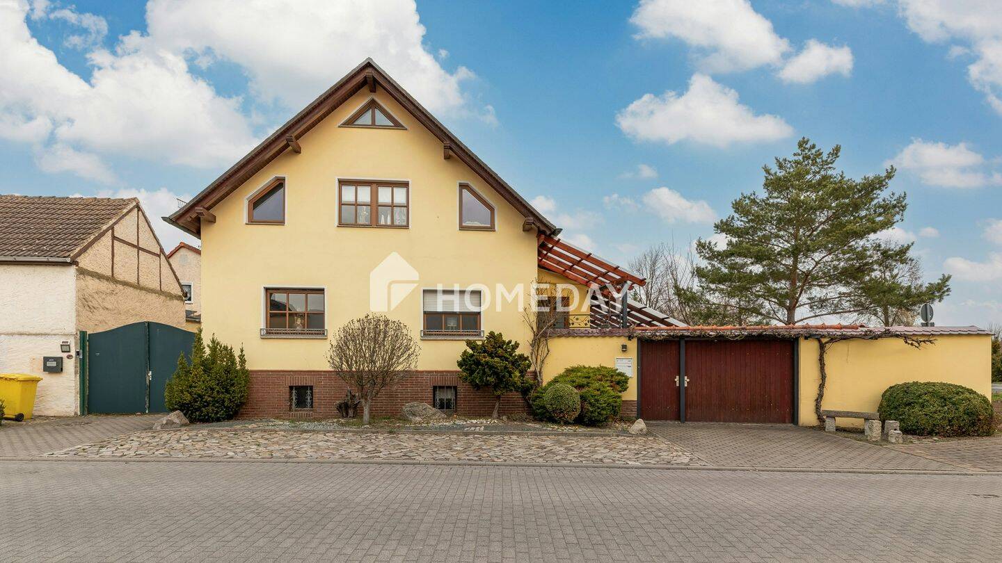 Thumbnail-Gepflegtes EFH mit viel Raum, Werkstattgarage und privatem Innenhof in Ebendorf