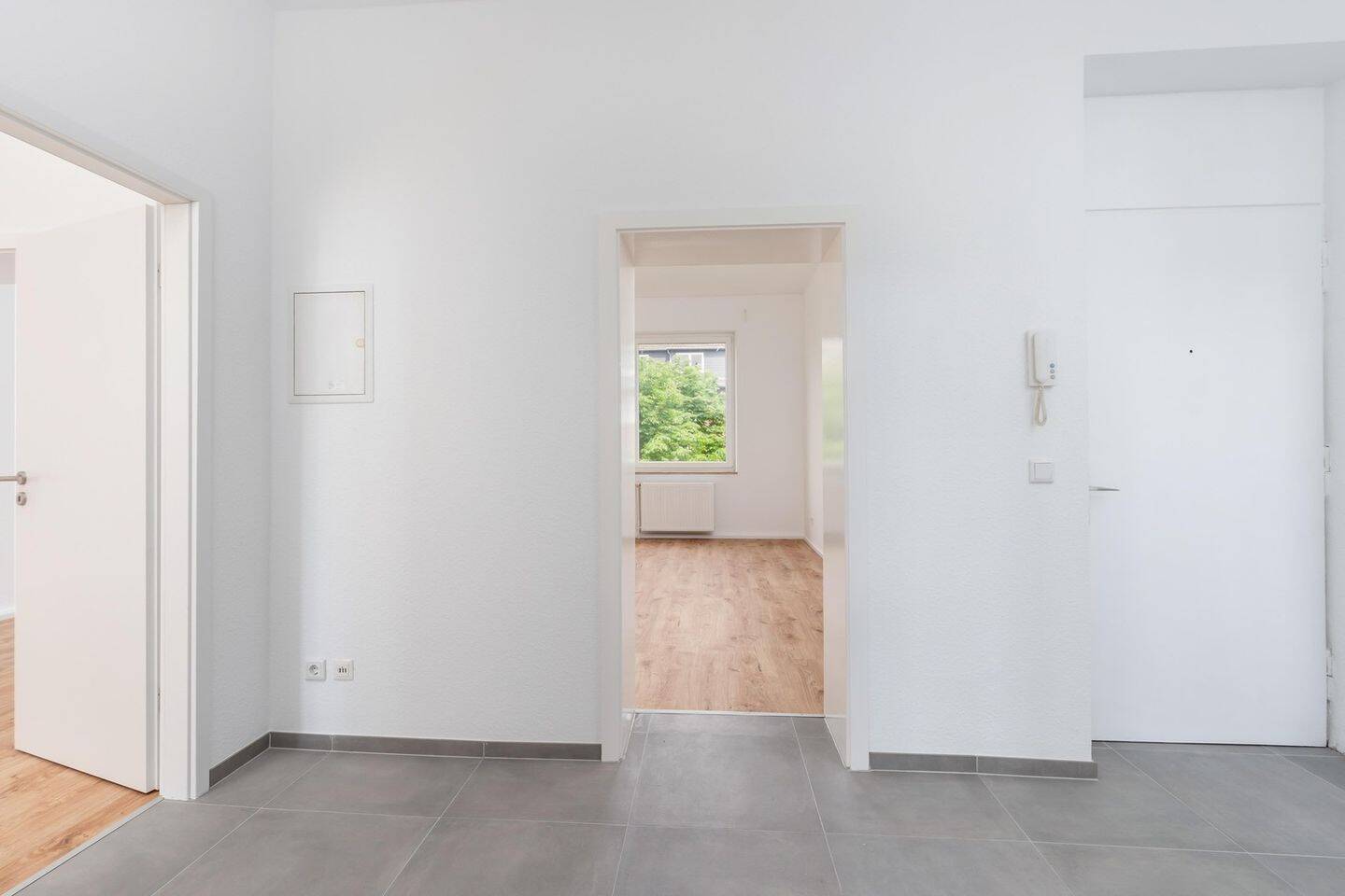 Thumbnail-Charmante 3 Zimmer Wohnung mit Balkon