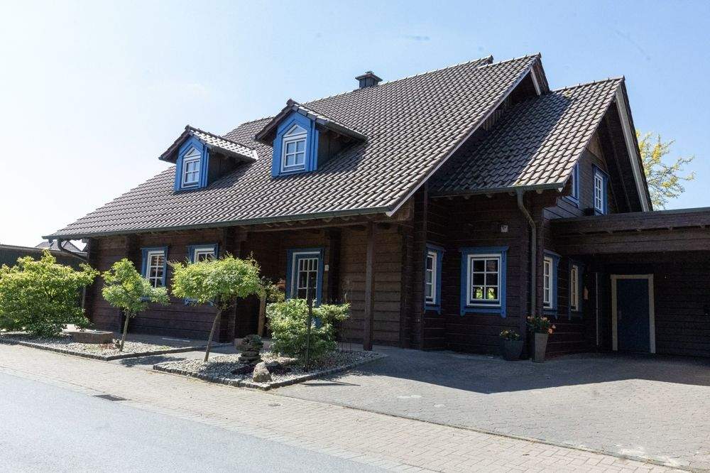 Thumbnail-Schönes Leben in Holz und Licht - Blockhaus mit Garten in ruhiger Lage