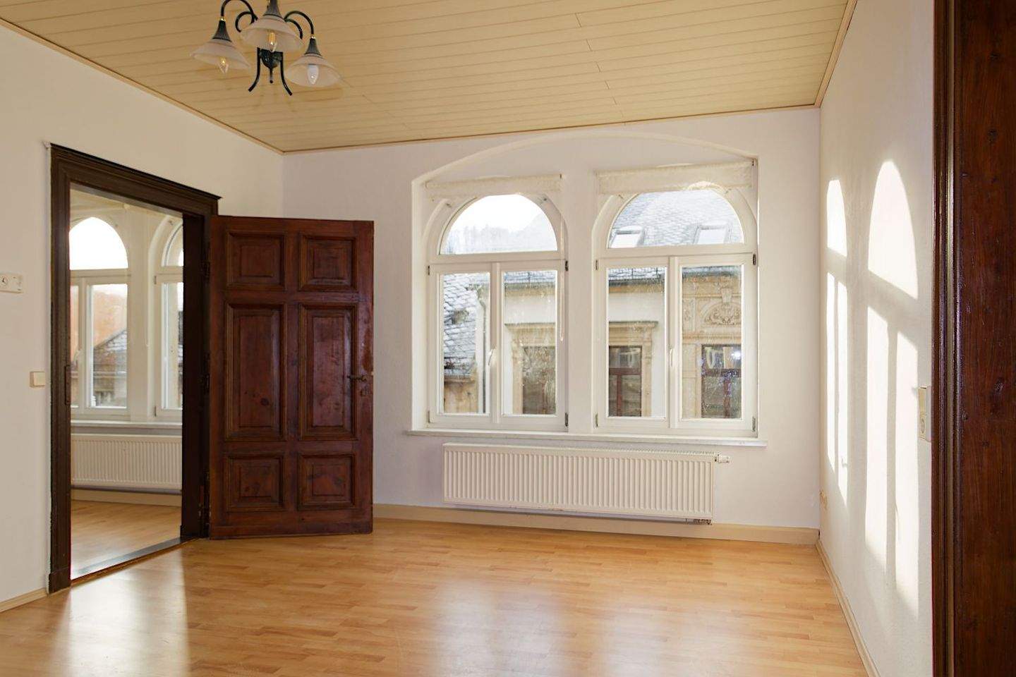 Thumbnail-Wohnung mit Einbauküche und Stellplatz