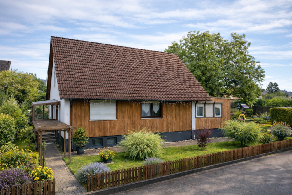 Thumbnail-Provisionsfrei! Attraktive Bestandsimmobilie mit Perspektive in ruhiger Lage