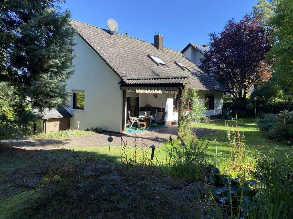 Thumbnail-Familientraum in naturverbundener Lage, kleiner Wald inklusive!