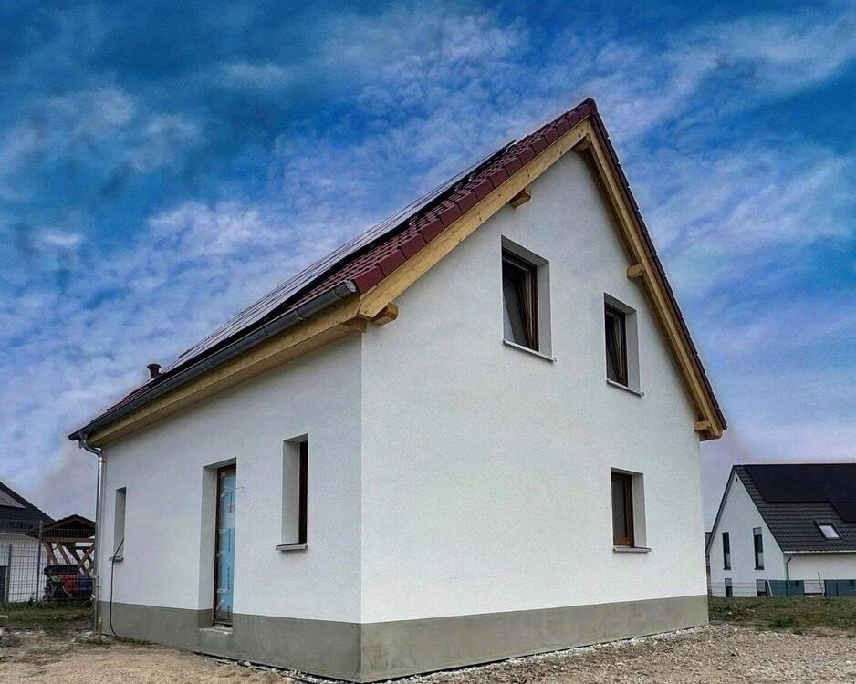 Thumbnail-Energieeffizientes Ein-Zweifamilienhaus in ruhiger Lage