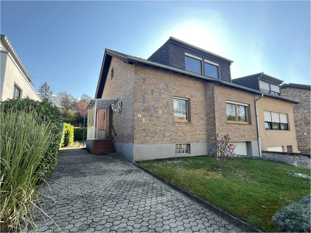 Thumbnail-Sanierungsbedürftiges Einfamilienhaus in Stolberg-Büsbach