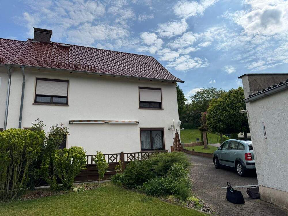 Thumbnail-Charmante Doppelhaushälfte mit Ausbaupotenzial im beliebten Stadtteil von Döbeln