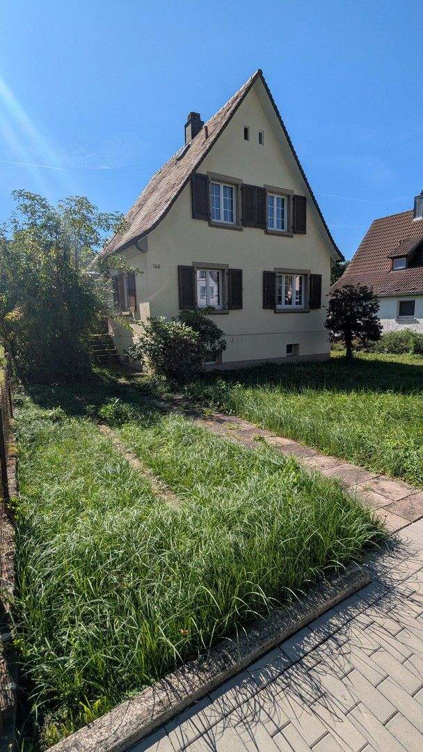 Thumbnail-Charmantes Einfamilienhaus mit Entwicklungspotenzial in zentraler Lage von Freiburg