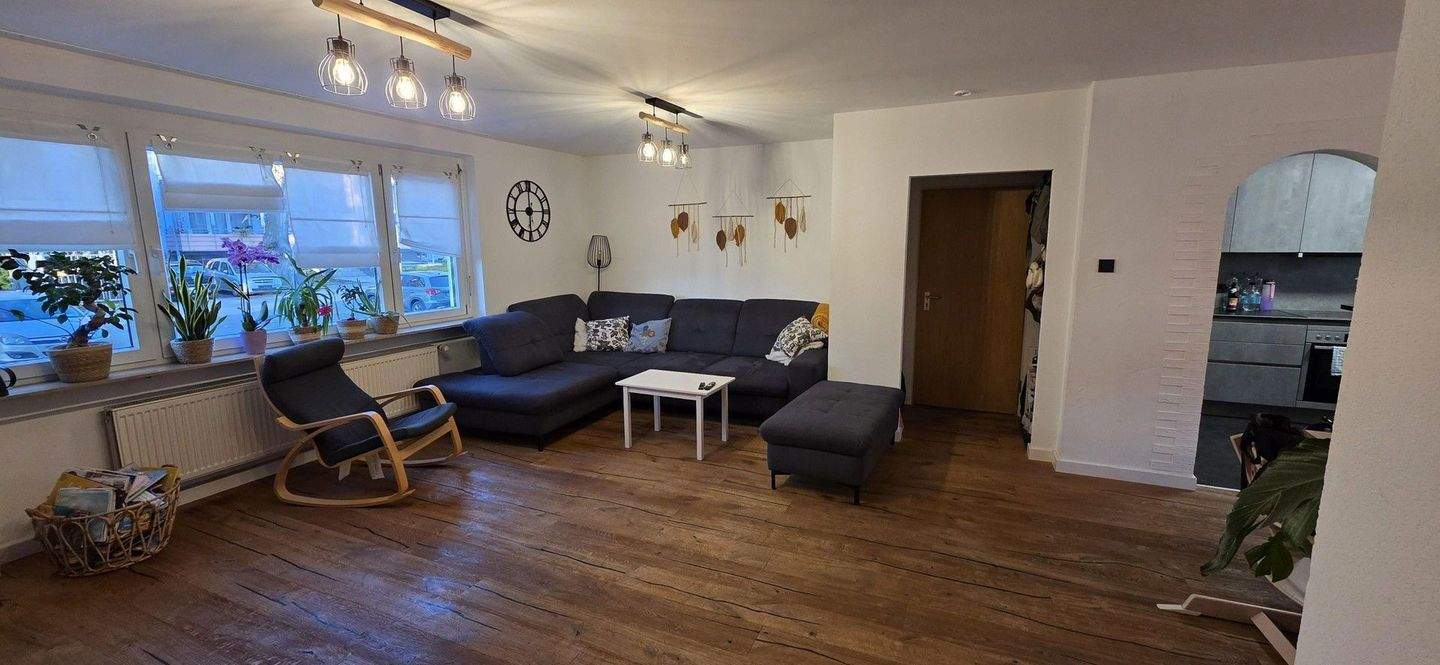 Thumbnail-5-Zimmer-Wohnung mit Balkon und Gartenzugang im Scharnhauser Park