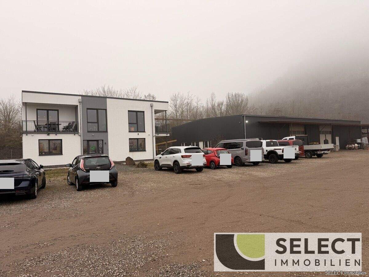 Thumbnail-Gewerbegrundstück mit modernem Wohn- u. Bürogebäude und Lagerhalle