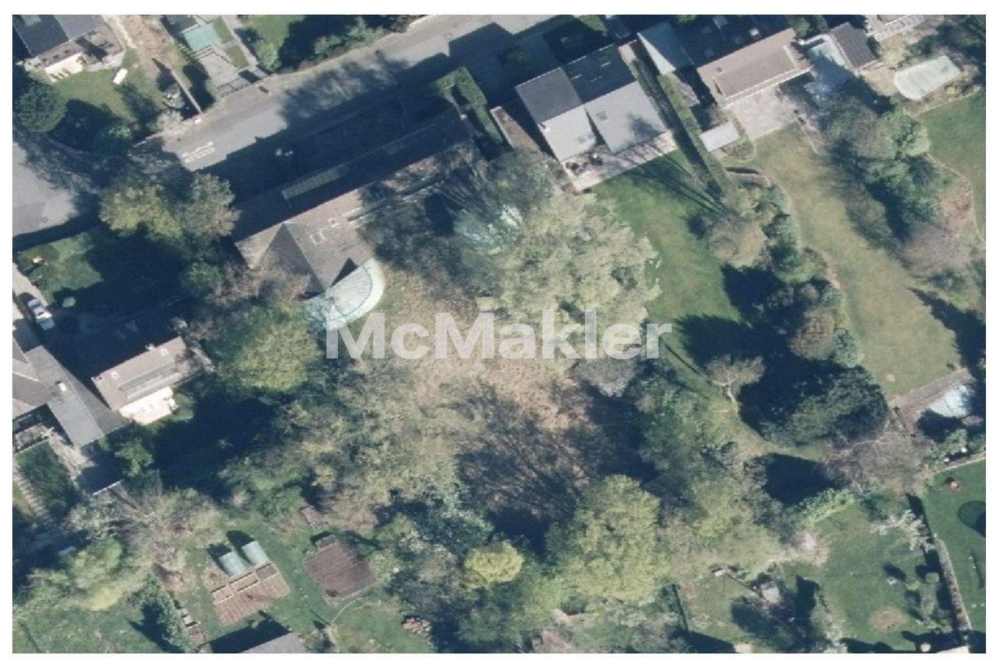 Thumbnail-Grundstück mit Altbestand und positiver Bauvoranfrage in Top-Lage von Angermund