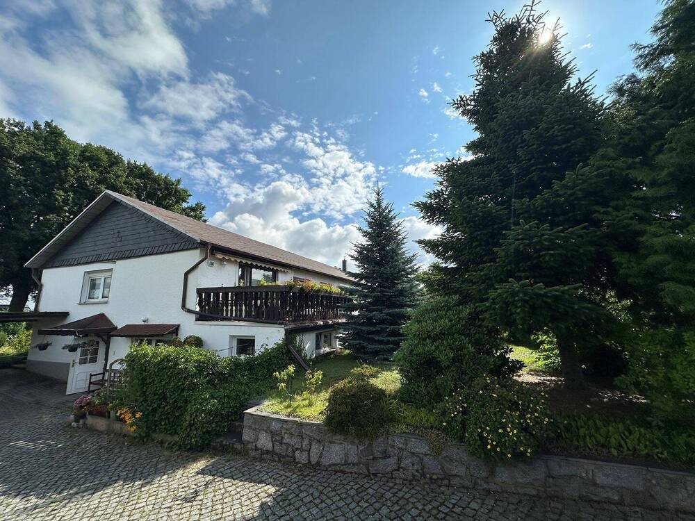 Thumbnail-Ihre eigenen 4-Wände, Doppelhaushälfte mit Garten & Garage - charmante unweit von ESMC