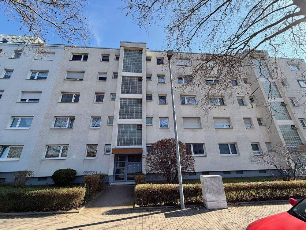 Thumbnail-Viel Platz und großes Potenzial: ETW über zwei Ebenen und Balkon in Viernheim
