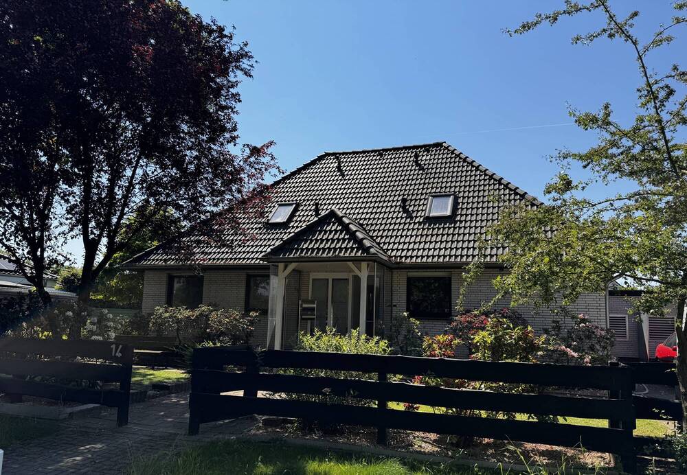 Thumbnail-Exclusive Dachgeschosswohnung - Erstbezug nach Kernsanierung (NJ -1020-222)