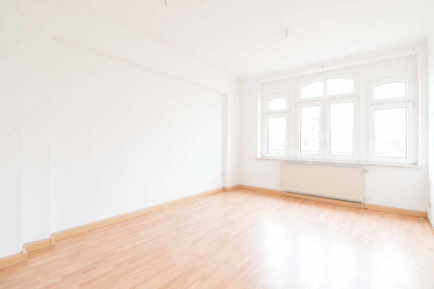 Thumbnail-AKTION! 1 Monat Mietfrei - Tolle 3 Raum Wohnung - Handwerkerwohnung in Zeitz!