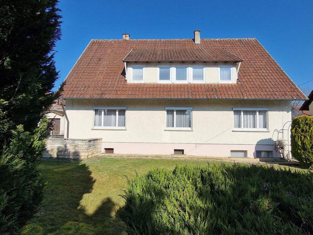 Thumbnail-Einfamilienhaus u. DG.-Wohnung in Laiz mit viel Wohnfläche