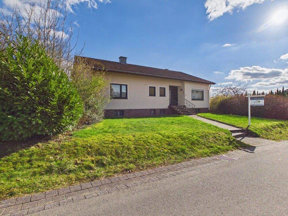 Thumbnail-Einfamilienhaus mit großem Nebengebäude! L - Vianden nur 16min!