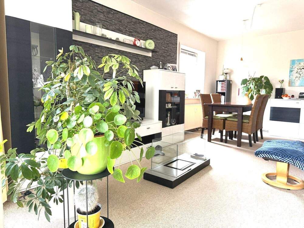 Thumbnail-Eigentumswohnung mit großem Grünanteil in Jena-Münchenroda